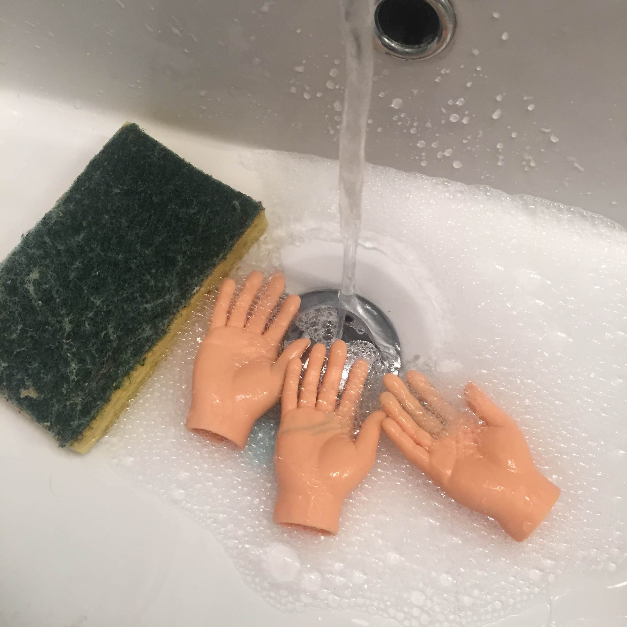 hands are washing